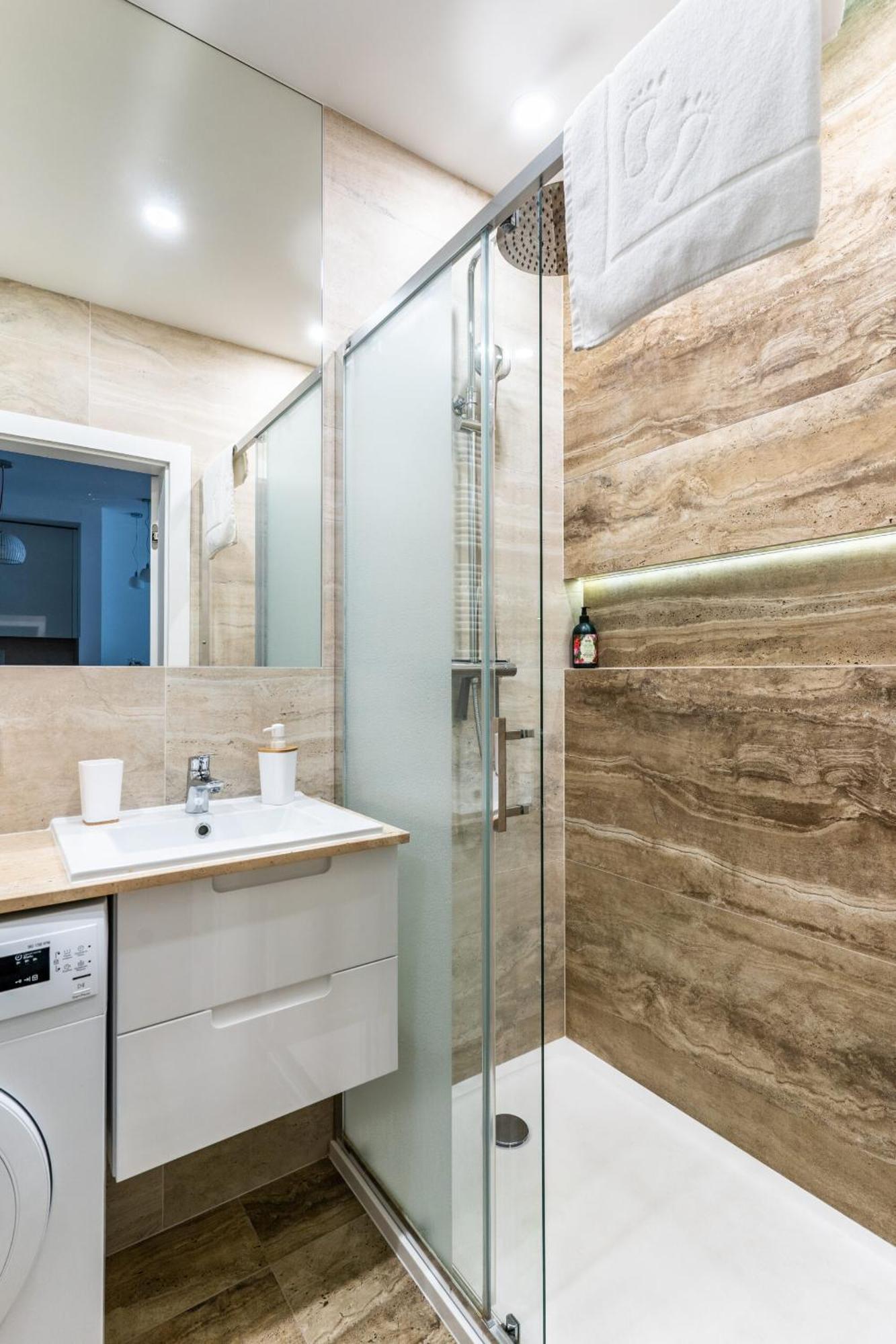 Vipwarsawapartments Diamond Mennica * Warszawa